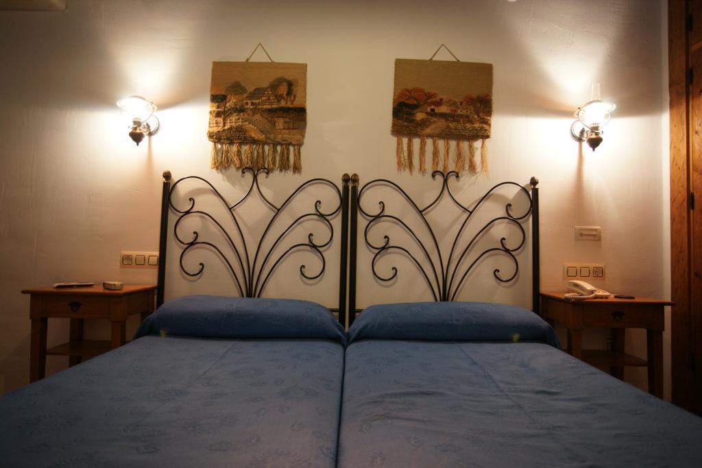 Hotel Rural Almazara Фрихилиана Номер фото